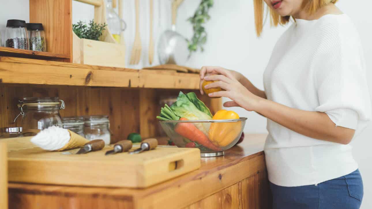 Kitchenette sur mesure en bois Monts d'Or | Atelier des Gambins